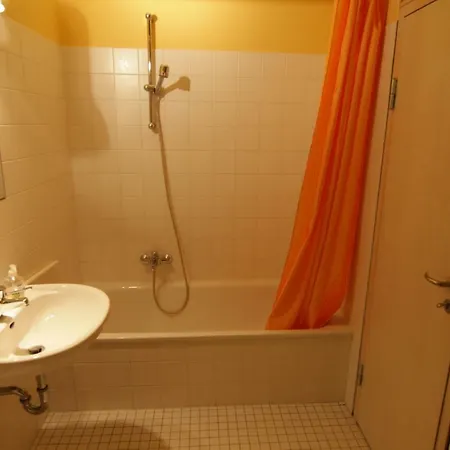Apartment Flut *